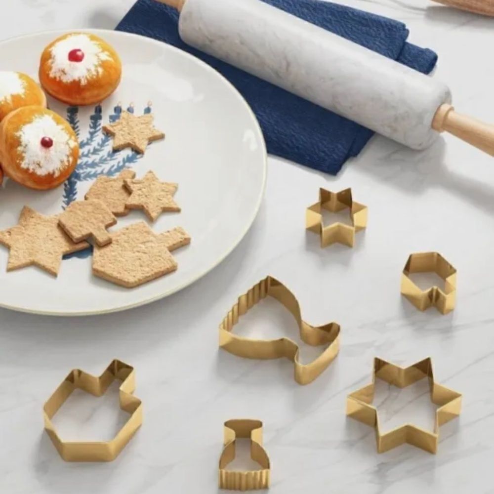 NEW 6pc Target Cookie Cutter Set Dreidel Hanukah Menorah Stainless Steel GOLD